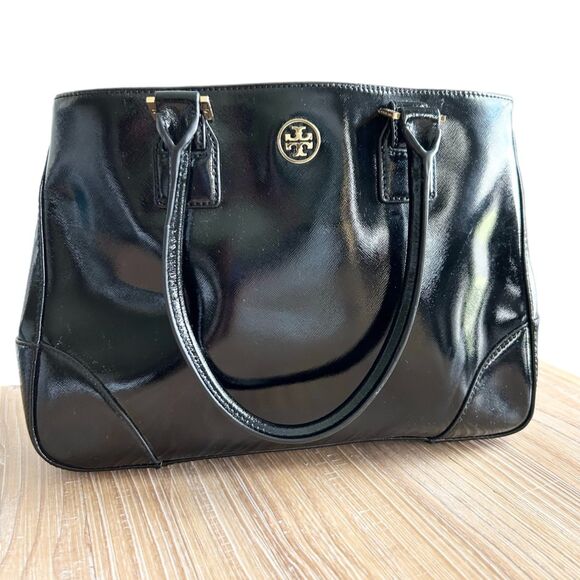 Tory Burch Handbags - Tory Burch Black Patent Leather Robinson Tote Shoulder Bag